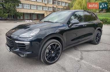 Внедорожник / Кроссовер Porsche Cayenne 2016 в Харькове