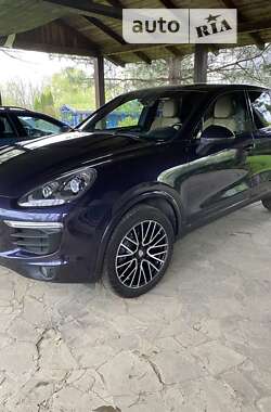 Внедорожник / Кроссовер Porsche Cayenne 2017 в Киеве