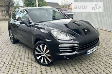 Внедорожник / Кроссовер Porsche Cayenne 2011 в Хусте