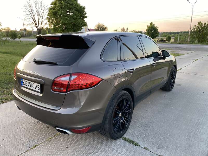 Позашляховик / Кросовер Porsche Cayenne 2012 в Павлограді