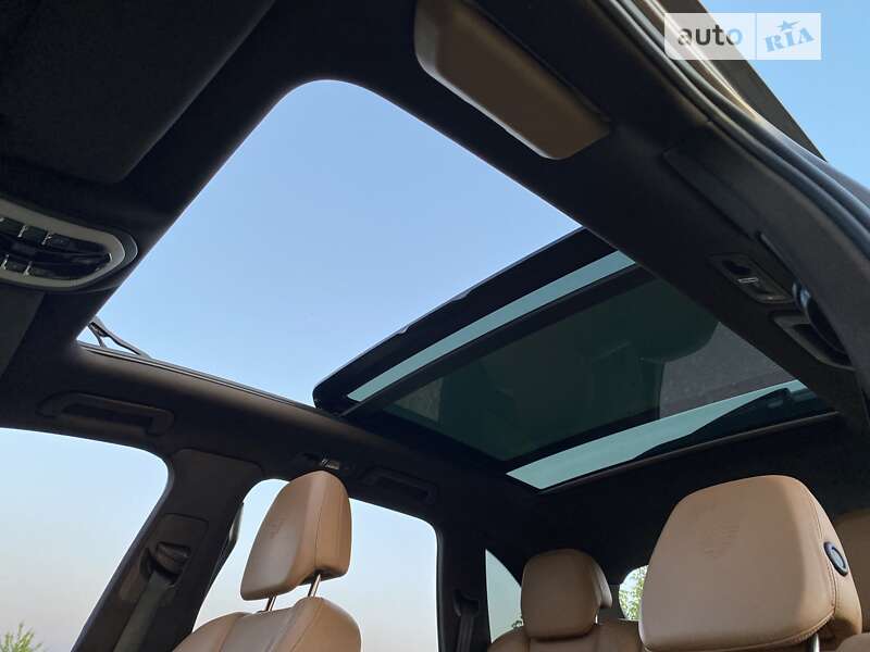 Позашляховик / Кросовер Porsche Cayenne 2012 в Павлограді