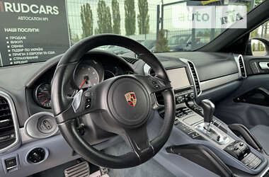 Внедорожник / Кроссовер Porsche Cayenne 2013 в Кременчуге