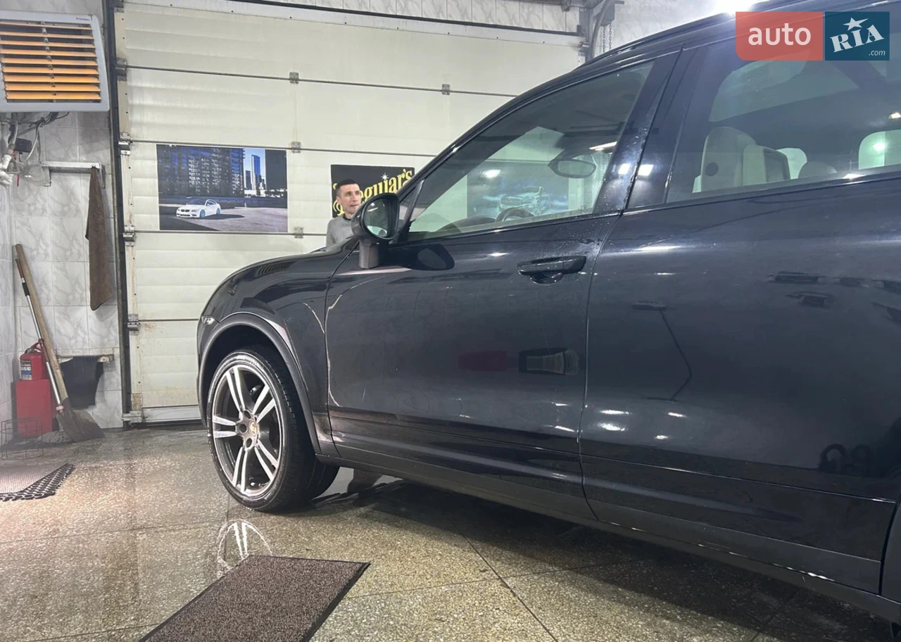 2011 Porsche Cayenne - мініатюра 19