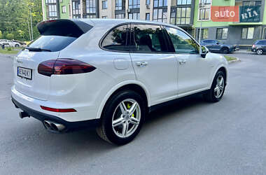 Porsche Cayenne 2016