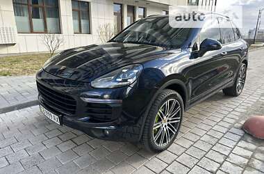 Porsche Cayenne 2015