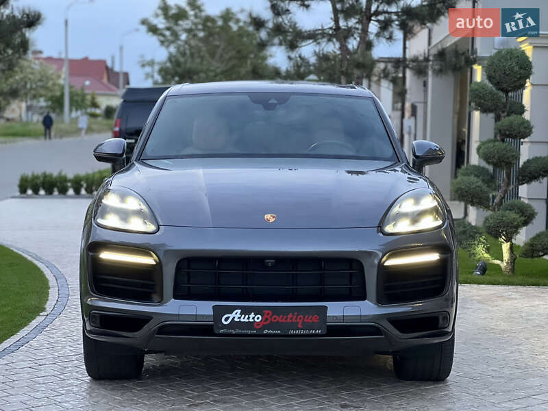 Позашляховик / Кросовер Porsche Cayenne 2018 в Одесі