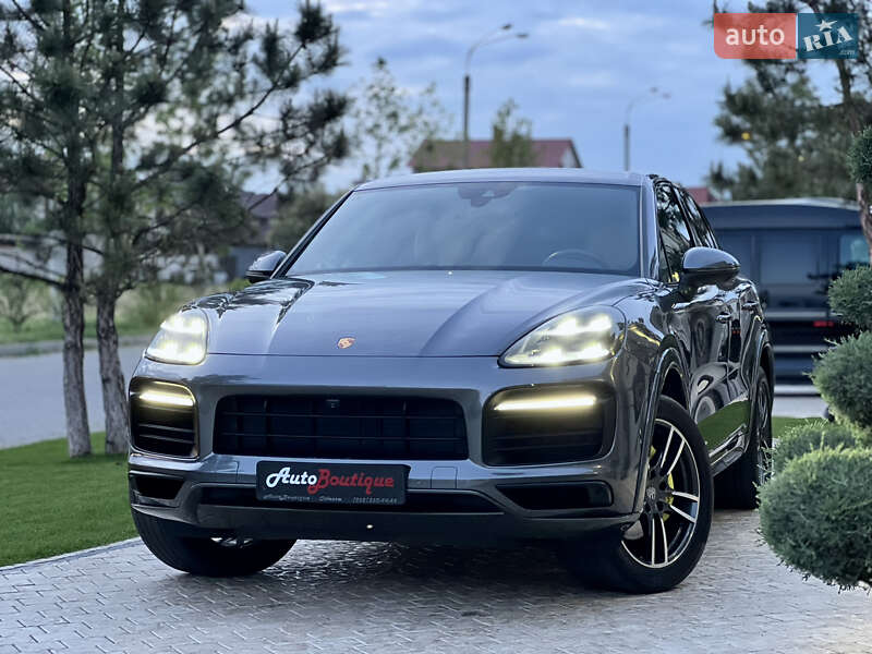Позашляховик / Кросовер Porsche Cayenne 2018 в Одесі