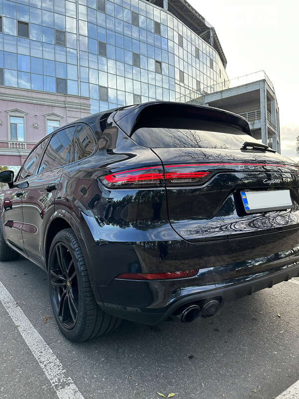 Позашляховик / Кросовер Porsche Cayenne 2020 в Одесі