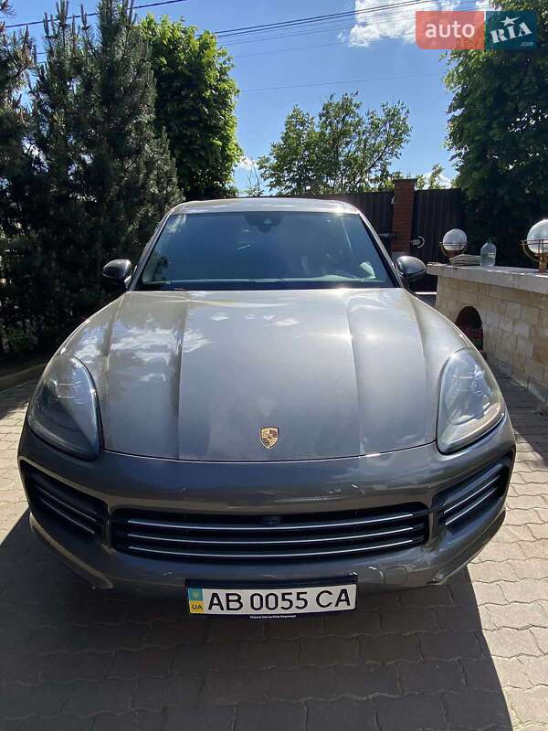 Внедорожник / Кроссовер Porsche Cayenne 2018 в Виннице