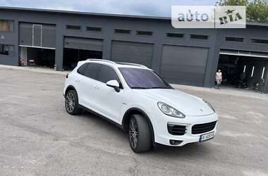 Porsche Cayenne 2015