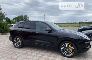 Позашляховик / Кросовер Porsche Cayenne 2016 в Южноукраїнську