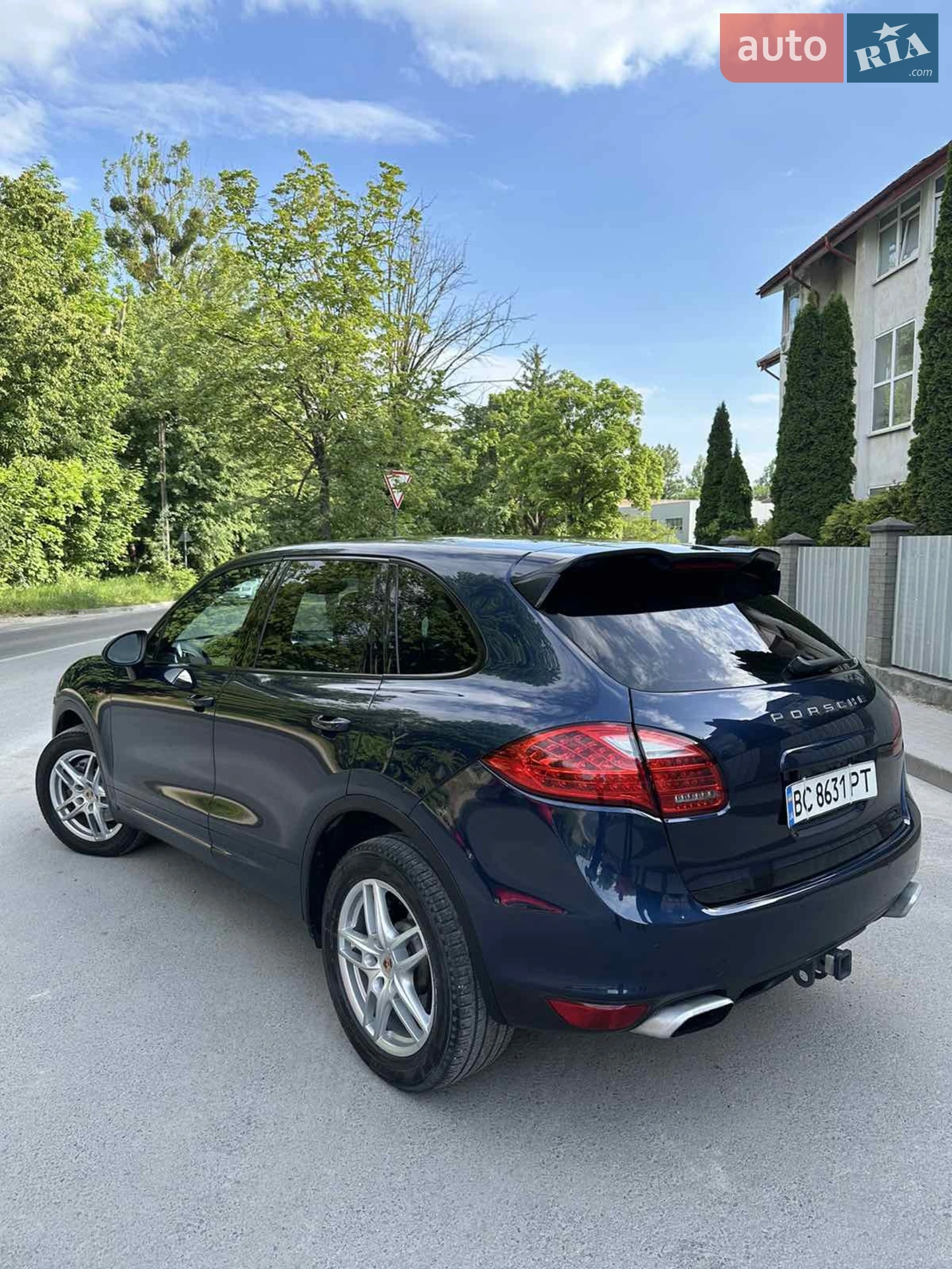 2013 Porsche Cayenne - мініатюра 16