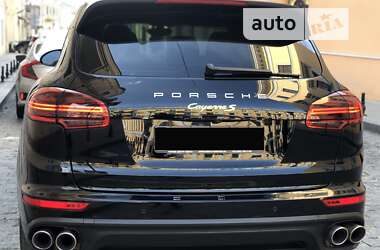 Внедорожник / Кроссовер Porsche Cayenne 2015 в Одессе