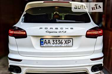 Porsche Cayenne 2010 Porsche Cayenne 2010