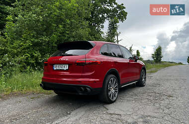 Внедорожник / Кроссовер Porsche Cayenne 2014 в Киеве