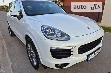 Внедорожник / Кроссовер Porsche Cayenne 2016 в Тернополе