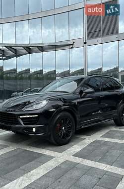 Внедорожник / Кроссовер Porsche Cayenne 2013 в Киеве