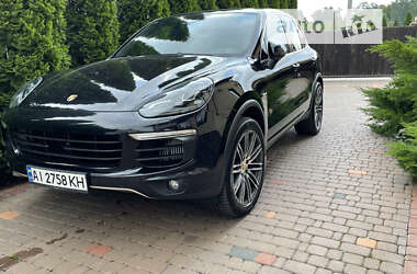 Позашляховик / Кросовер Porsche Cayenne 2014 в Києві