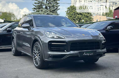 Позашляховик / Кросовер Porsche Cayenne 2019 в Києві