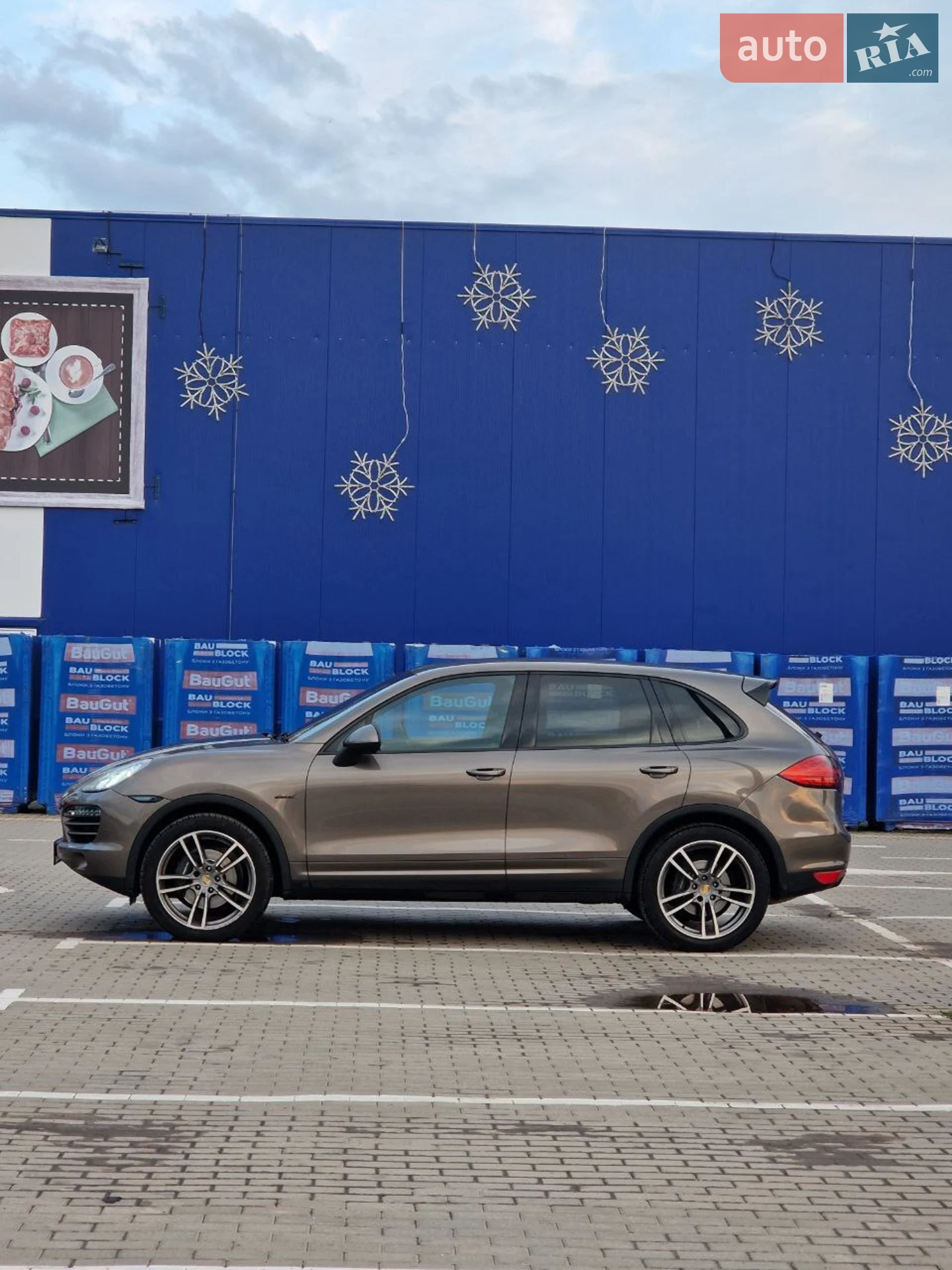 2011 Porsche Cayenne - мініатюра 14