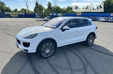 Porsche Cayenne 2015