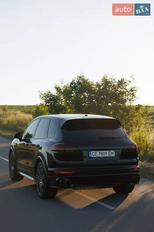 Porsche Cayenne 2015 VIN WP1AD2A20GLA78516 фото оголошення 12 з 56