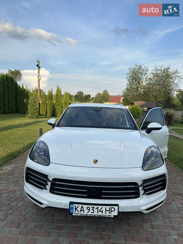 Porsche Cayenne 2020