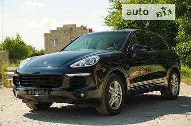 Внедорожник / Кроссовер Porsche Cayenne 2014 в Киеве