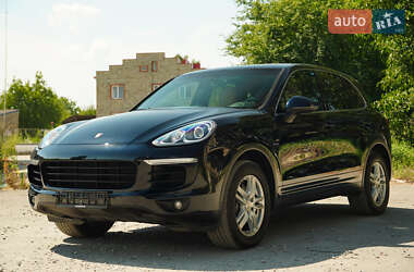 Внедорожник / Кроссовер Porsche Cayenne 2014 в Киеве