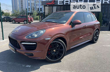 Porsche Cayenne 2012