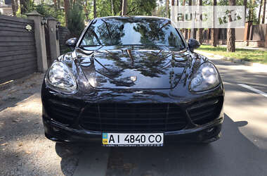 Внедорожник / Кроссовер Porsche Cayenne 2013 в Киеве