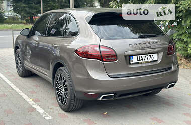 Porsche Cayenne 2012