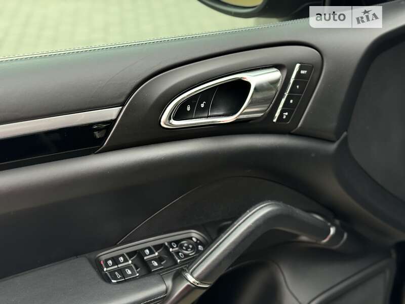 Позашляховик / Кросовер Porsche Cayenne 2014 в Тернополі фото 13 Позашляховик / Кросовер Porsche Cayenne 2014 в Тернополі