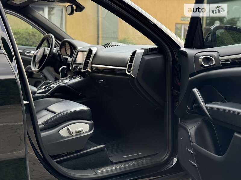 Позашляховик / Кросовер Porsche Cayenne 2014 в Тернополі фото 26 Позашляховик / Кросовер Porsche Cayenne 2014 в Тернополі