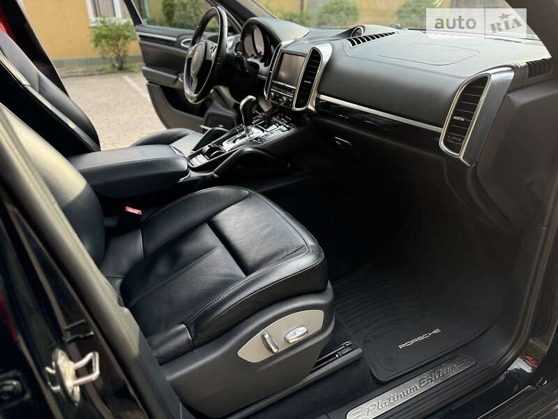 Позашляховик / Кросовер Porsche Cayenne 2014 в Тернополі фото 28 Позашляховик / Кросовер Porsche Cayenne 2014 в Тернополі