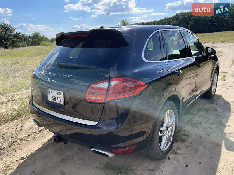 Внедорожник / Кроссовер Porsche Cayenne 2013 в Днепре