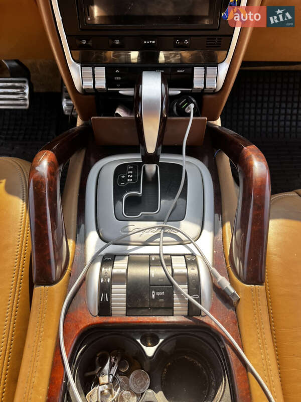 Внедорожник / Кроссовер Porsche Cayenne 2004 в Шепетовке
