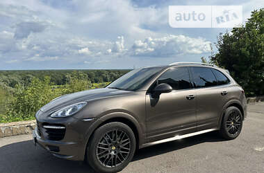 Внедорожник / Кроссовер Porsche Cayenne 2011 в Киеве