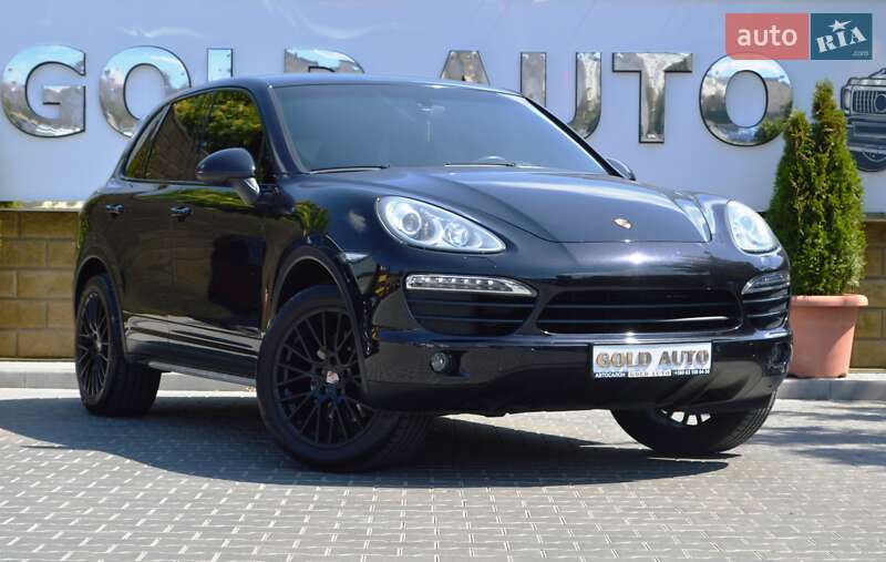 Позашляховик / Кросовер Porsche Cayenne 2013 в Одесі