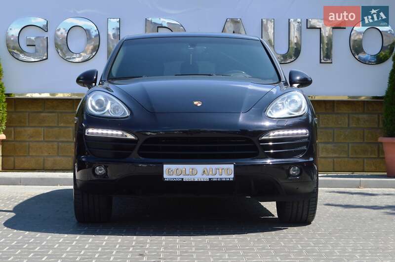 Позашляховик / Кросовер Porsche Cayenne 2013 в Одесі