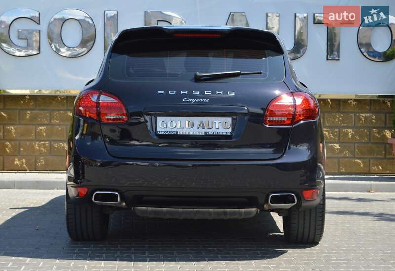 Позашляховик / Кросовер Porsche Cayenne 2013 в Одесі