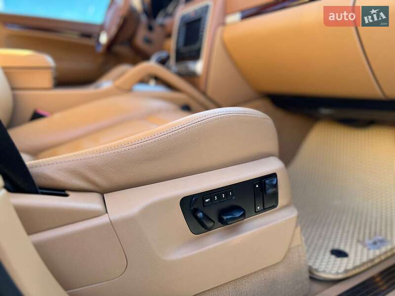 Внедорожник / Кроссовер Porsche Cayenne 2008 в Киеве