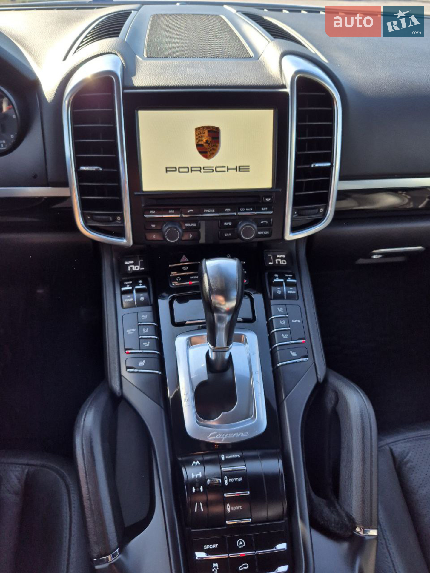 2012 Porsche Cayenne - мініатюра 13