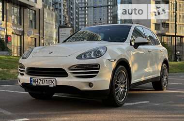 Позашляховик / Кросовер Porsche Cayenne 2011 в Києві