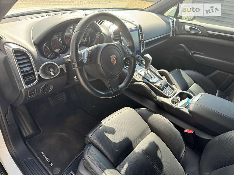 Внедорожник / Кроссовер Porsche Cayenne 2013 в Харькове фото 21 Внедорожник / Кроссовер Porsche Cayenne 2013 в Харькове