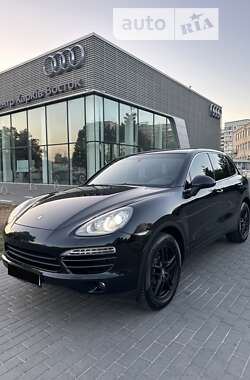 Позашляховик / Кросовер Porsche Cayenne 2012 в Києві