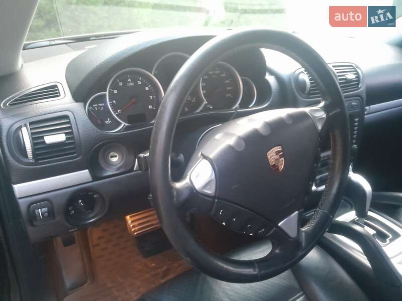 Внедорожник / Кроссовер Porsche Cayenne 2005 в Днепре