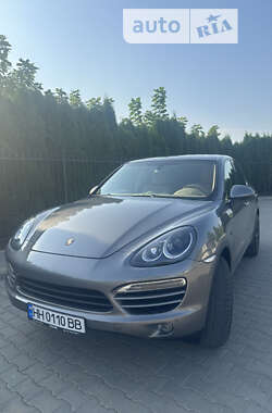 Внедорожник / Кроссовер Porsche Cayenne 2013 в Одессе