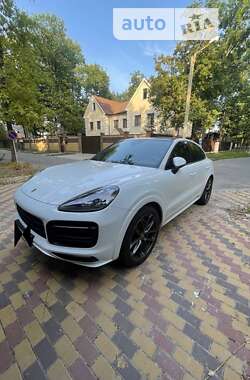 Позашляховик / Кросовер Porsche Cayenne 2019 в Харкові