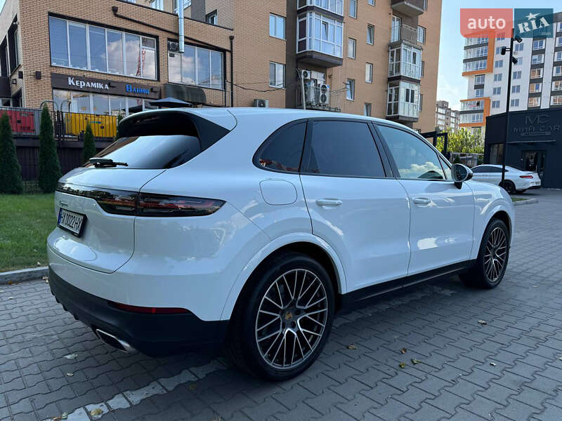 Внедорожник / Кроссовер Porsche Cayenne 2019 в Хмельницком